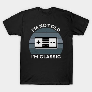 I'm not old, I'm Classic | Game Controller | Retro Hardware | Vintage Sunset | Grayscale| '80s '90s Video Gaming T-Shirt